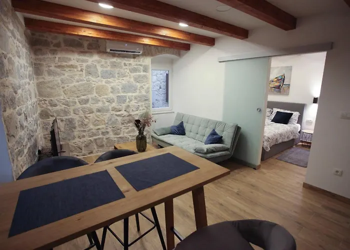 New Jakov & Niko Lägenhet Split